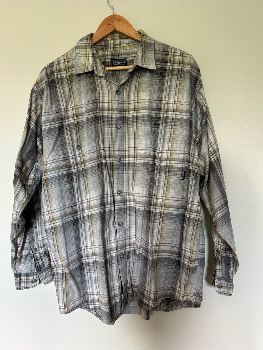 Patagonia Men's Plaid Lightweight Button-Up Shirt in Gray and Tan